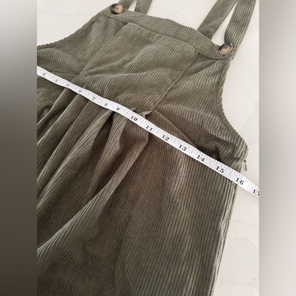 NWT | CUPSHE | Green Corduroy Square Neck Jumpsuit | Sz S - Picture 9 of 9